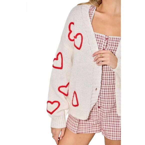NEW BAEVELY BY WELLMADE heart cardigan in white - Picture 4 of 4